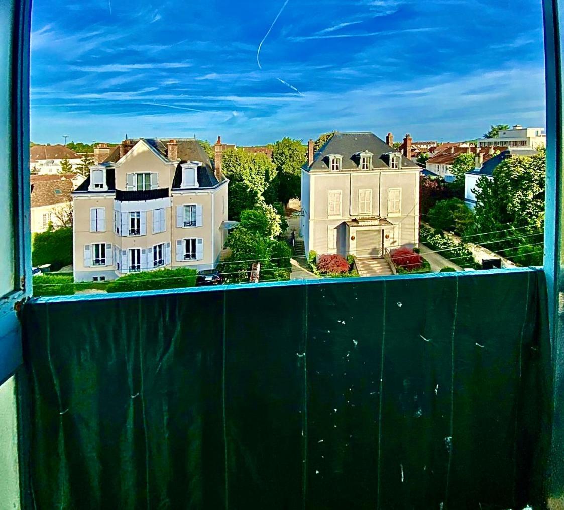 Appartement Proche Gare Et Centre Ville Melun Exterior foto