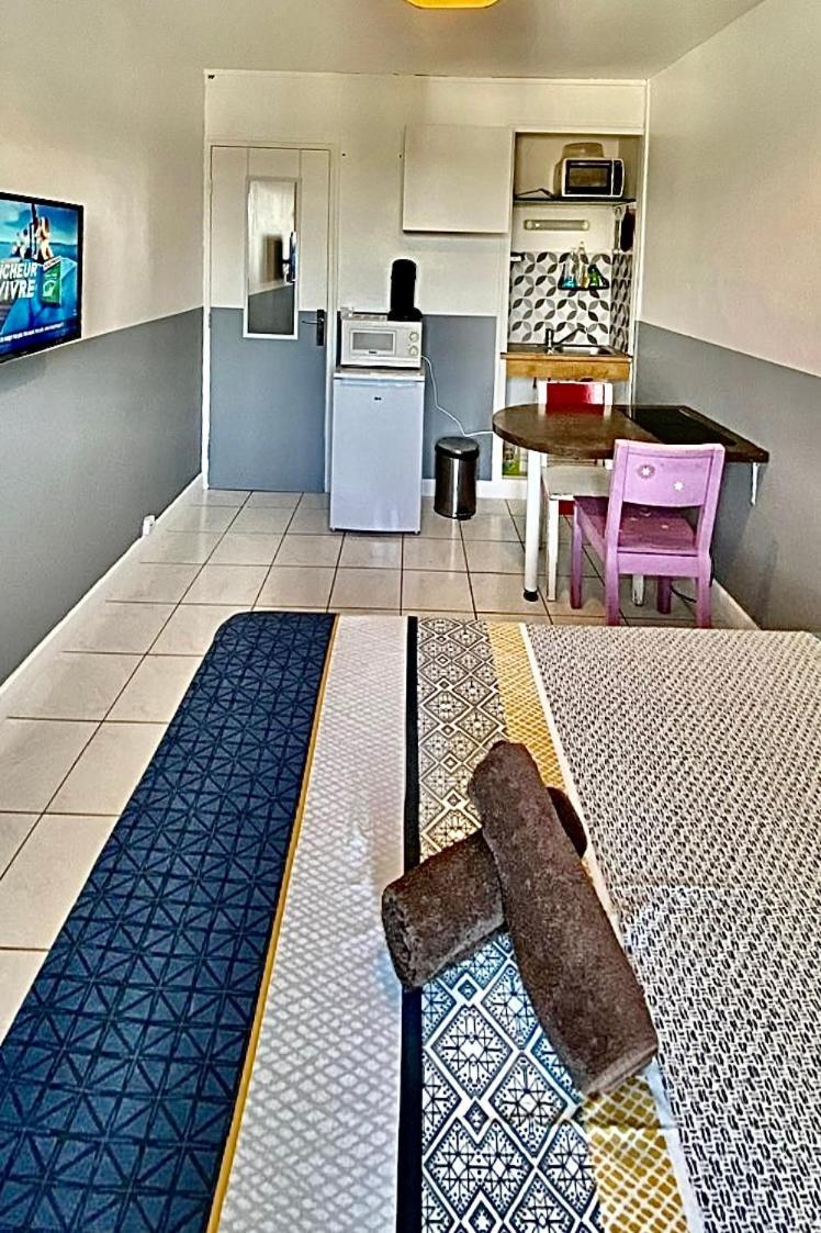 Appartement Proche Gare Et Centre Ville Melun Exterior foto